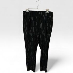 🌹PERFECT STRETCH BY CHICOS BLACK/WHITE SNAP LEGS PANTS